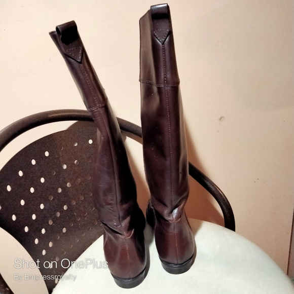 boots - Picture 2 of 14